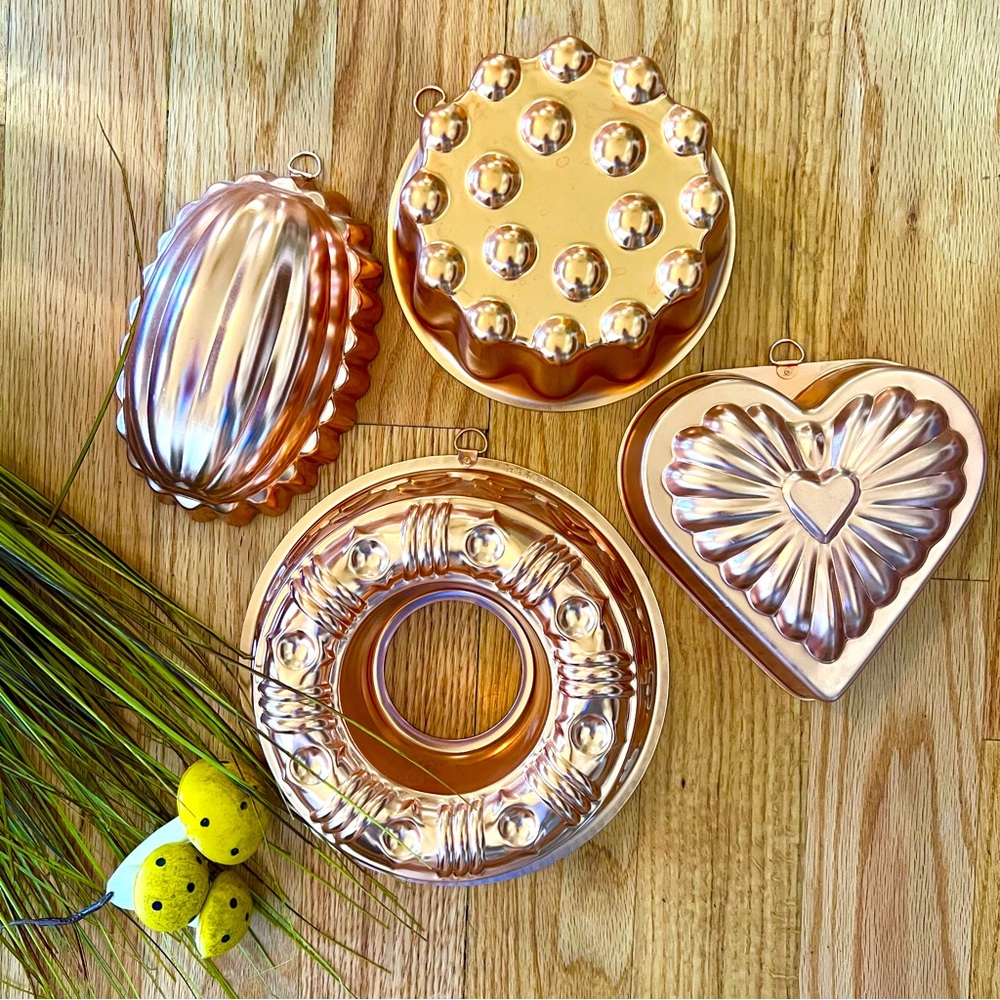 Vintage Set Of 4 Copper Tone Jello Baking Molds